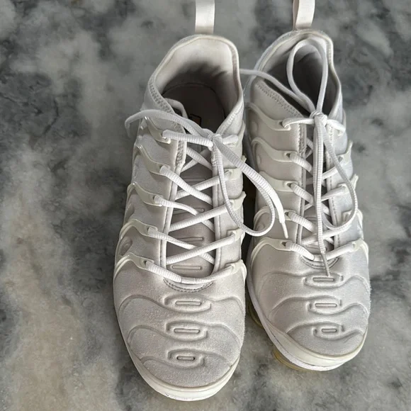 2019 Mens Nike Air Vapormax Plus White/Pure Platinum Running Shoes! Size 12 - Picture 2 of 8